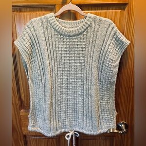 Universal Threads open side sweater vest